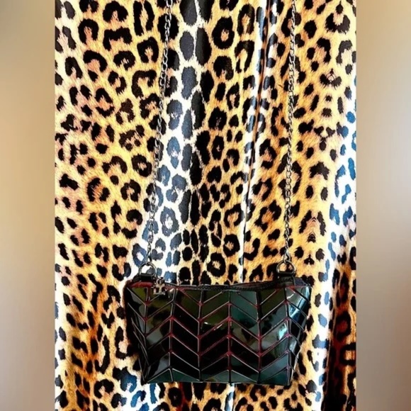 Emilio Pepe Italy Geometric Crossbody To Wristlet To Clutch - In One - Picture 3 of 5